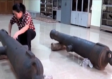 Phát hiện 2 khẩu súng thần công từ thế kỷ 19