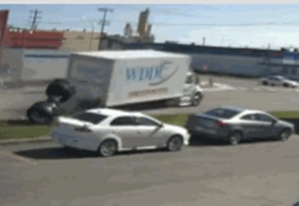 Ảnh động cười toe toét: Ôtô “cạp đất” (P61)