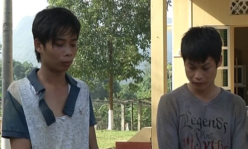 Bắt hơn 1 tấn pháo trên đường vào nội địa