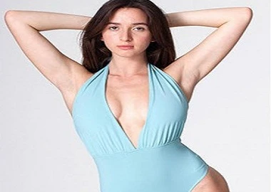 Gái xinh thử đồ nhảy múa trên website