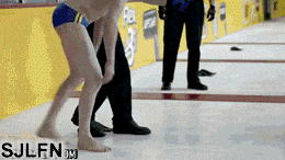 Trò chơi quái dị.