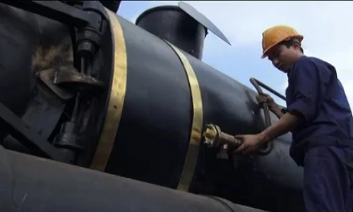 Tận mắt xem xe lửa hơi nước “hồi sinh“ ở Bình Dương