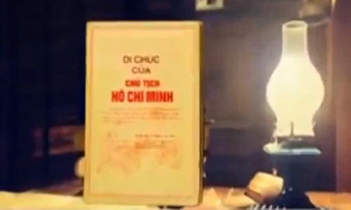 Mối quan hệ giữa Đảng với nhân dân trong di chúc của Bác