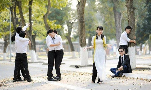 Teen Việt chụp ảnh tự sướng... siêu khó đỡ (19)