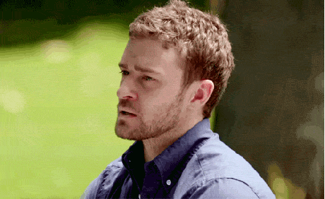 Khuôn mặt biểu cảm của Justin Timberlake.
