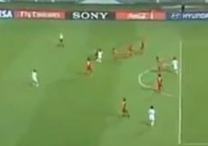 Clip siêu hài hước (P10): Nữ cầu thủ quá đỉnh