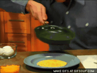 Trứng rán siêu mỏng.