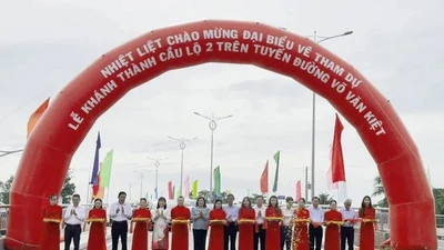 Vĩnh Long khánh thành cầu Lộ 2 trên tuyến đường Võ Văn Kiệt