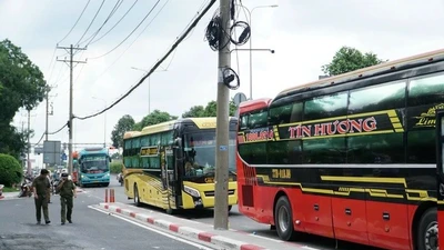 TP.HCM lập lại trật tự xe khách, xử lý vi phạm trên nhiều tuyến đường