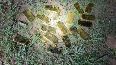 Tây Ninh: Thu giữ lượng lớn vàng bị bỏ lại gần biên giới