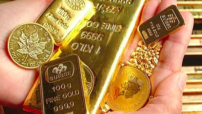 Giá vàng SJC và vàng nhẫn "bật tăng sốc" hơn 2 triệu đồng/lượng ngày 2/8