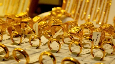 Sáng 4/6: Vàng nhẫn và SJC đồng loạt giảm, nhà đầu tư nên thận trọng