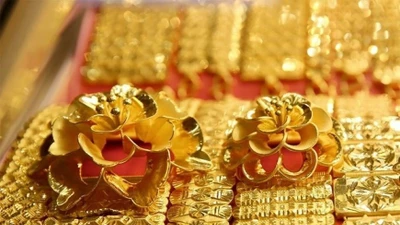 Giá vàng miếng SJC ổn định, vàng thế giới giảm nhẹ 