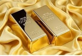 Vàng rớt giá, PNJ giảm đến 600.000 đồng/lượng