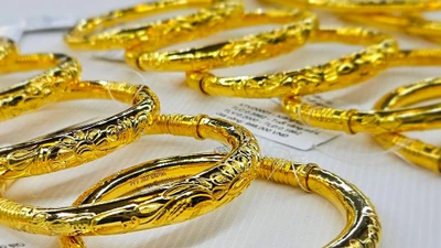 Vàng nhẫn giảm nhẹ, chốt tuần ở mức 116 triệu đồng/lượng