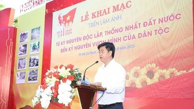 TPHCM trưng bày ảnh kỷ niệm 80 năm Quốc khánh tại Vũng Tàu