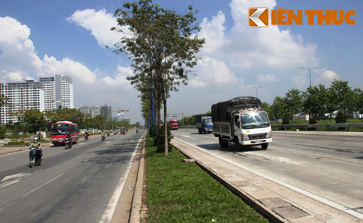 Theo BQL công trình, dự kiến vài ngày nữa, việc sửa chữa đường sẽ hoàn thành và phương tiện lưu thông bình thường trước thời hạn 28/12.