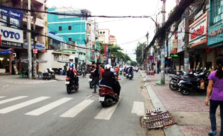 Một nạn nhân khác hoạt động trong lĩnh vực nghệ thuật cũng bị cướp gây chấn thương sọ não trên đường Tô Hiến Thành, quận 10 vào sáng sớm ngày 9/9/2013.