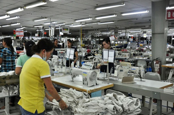 Chủ tịch đến thăm nhiều công ty trong KCN VSIP 1 (TX Thuận An). Đa số các công ty tại KCN này đều đã trở lại hoạt động bình thường.