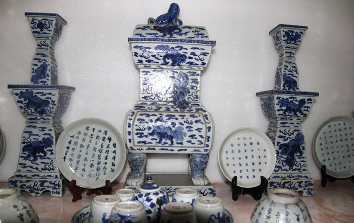 ... Tất cả có niên đại hàng trăm năm.