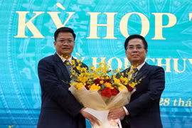 Quảng Ngãi có tân chủ tịch UBND tỉnh 45 tuổi