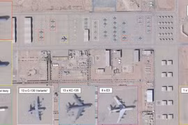 Iran tung đòn phá hủy 5 máy bay tiếp nhiên liệu của Mỹ