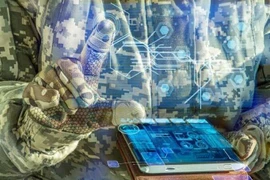 Lầu Năm Góc chi 800 triệu USD để bigtech tạo "Đặc vụ AI"