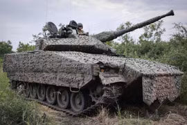 Thiếu pháo binh, Ukraine biến CV90 thành pháo tự hành