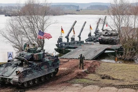 Lục quân Mỹ ra mắt tiểu đoàn pháo binh răn đe tại châu Âu