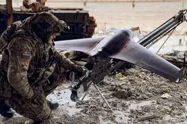 Nga tung drone 'Quả việt quất chết chóc" tấn công Ukraine
