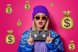 Băng VHS đột nhiên trở lại gây sốt trời Tây, giá cao chót vót