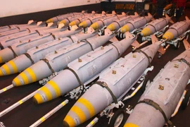 Mỹ bất chấp Quốc hội khẩn cấp bán cho Israel 27.000 quả bom 