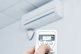 Bão giông nổi lên, chuyên gia cảnh báo tắt điều hòa ngay!