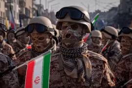 Cựu lãnh đạo FBI cảnh báo Iran kích hoạt 'điệp viên ngủ đông' tại Mỹ