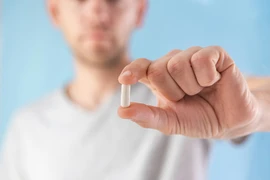 Viên thuốc biến máu người thành vũ khí chống muỗi