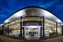 Nhà phân phối Mercedes-Benz lớn nhất Việt Nam báo lỗ gần 26 tỷ đồng