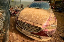 "Choáng" với phí sửa chữa ôtô ngập nước lên đến gần 540 triệu đồng