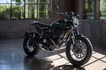 "Soi" Ducati Scrambler Nightshift 2026 màu độc, khoảng 340 triệu đồng