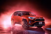 Toyota tố đối thủ bán ôtô hybrid "giả cầy” đánh lừa người dùng