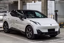 Lynk & Co 02 sắp ra mắt Việt Nam - chạy 530 km/sạc, giá dưới 1 tỷ đồng