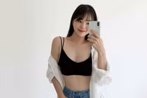 Gái xinh Hàn Quốc 4 năm sau bê bối phải đóng brand đồ lót