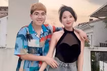 Chàng shipper nghèo "cưa đổ" chị đẹp hơn 15 tuổi gây sốt