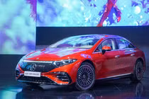 Mercedes-Benz EQS "ế ẩm, thất bại" vì không hợp người dùng?