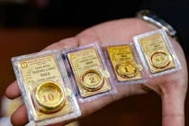 Giá vàng hôm nay 03/7: Lặng sóng?