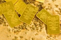 Giá vàng hôm nay 28/05: "Cắm đầu lao dốc"?