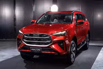 Isuzu mu-X 2025 sắp về Việt Nam, tăng giá có ế "chỏng vó"? 