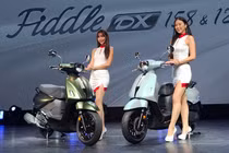 Cận cảnh SYM Fiddle DX 158 - đẹp như Vespa giá 92 triệu đồng