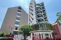 Giáo viên bị tố thiếu chuẩn mực, Trường Marie Curie nói gì?