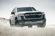Toyota ra mắt Land Cruiser GR Sport Rally Raid gần 1,7 tỷ đồng