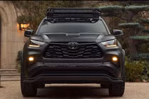 Toyota Highlander 2026 tăng giá mạnh, đắt hơn cả Grand Highlander